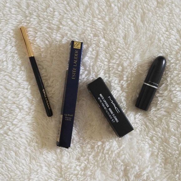 ✨️HP✨️ Beauty💋 Bundle - MAC and Estee Lauder - Picture 3 of 14